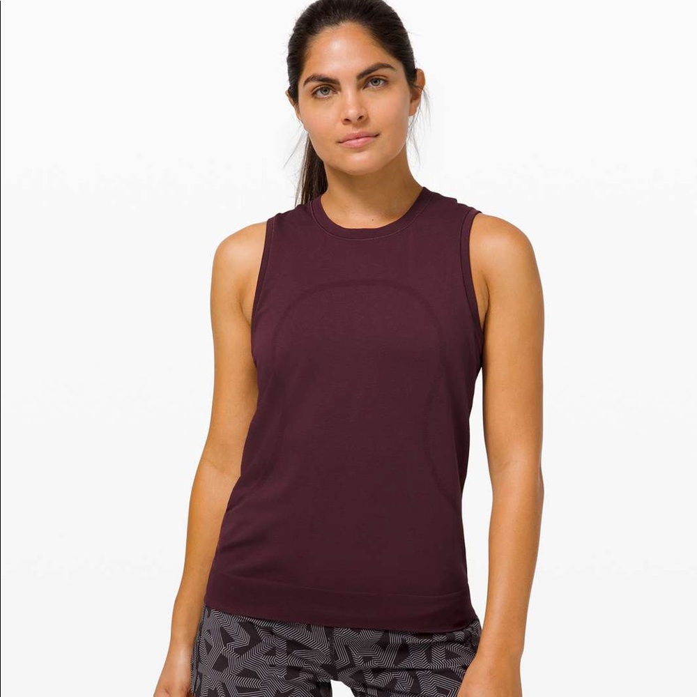 Lululemon Swiftly Breathe Muscle Tank in Cassis